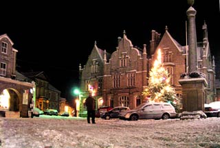 town hall link to more pics of settle in snow in 2009
